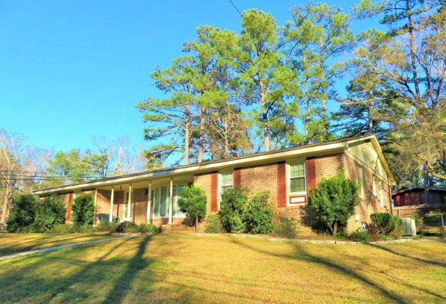 1900 Rock Spring Drive Augusta, GA 30909 - Photo 3 of 66 Gallery Image 3