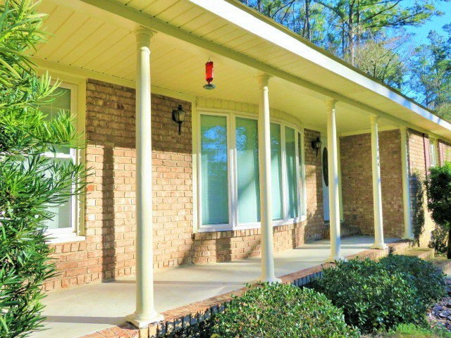 1900 Rock Spring Drive Augusta, GA 30909 - Photo 4 of 66 Gallery Image 4