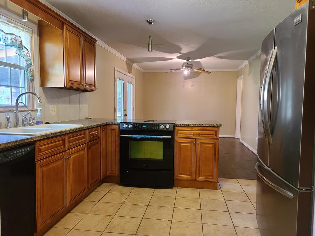 1900 Rock Spring Drive Augusta, GA 30909 - Photo 10 of 66 Gallery Image 10