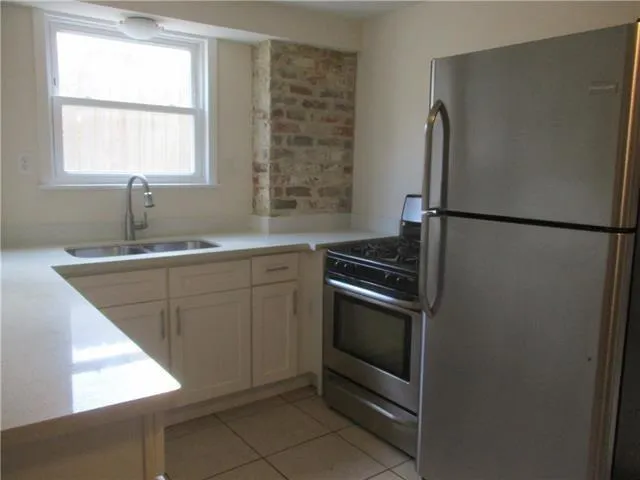 $1,300 | 730 Independence Street, Unit 1, New Orleans, LA 70117
