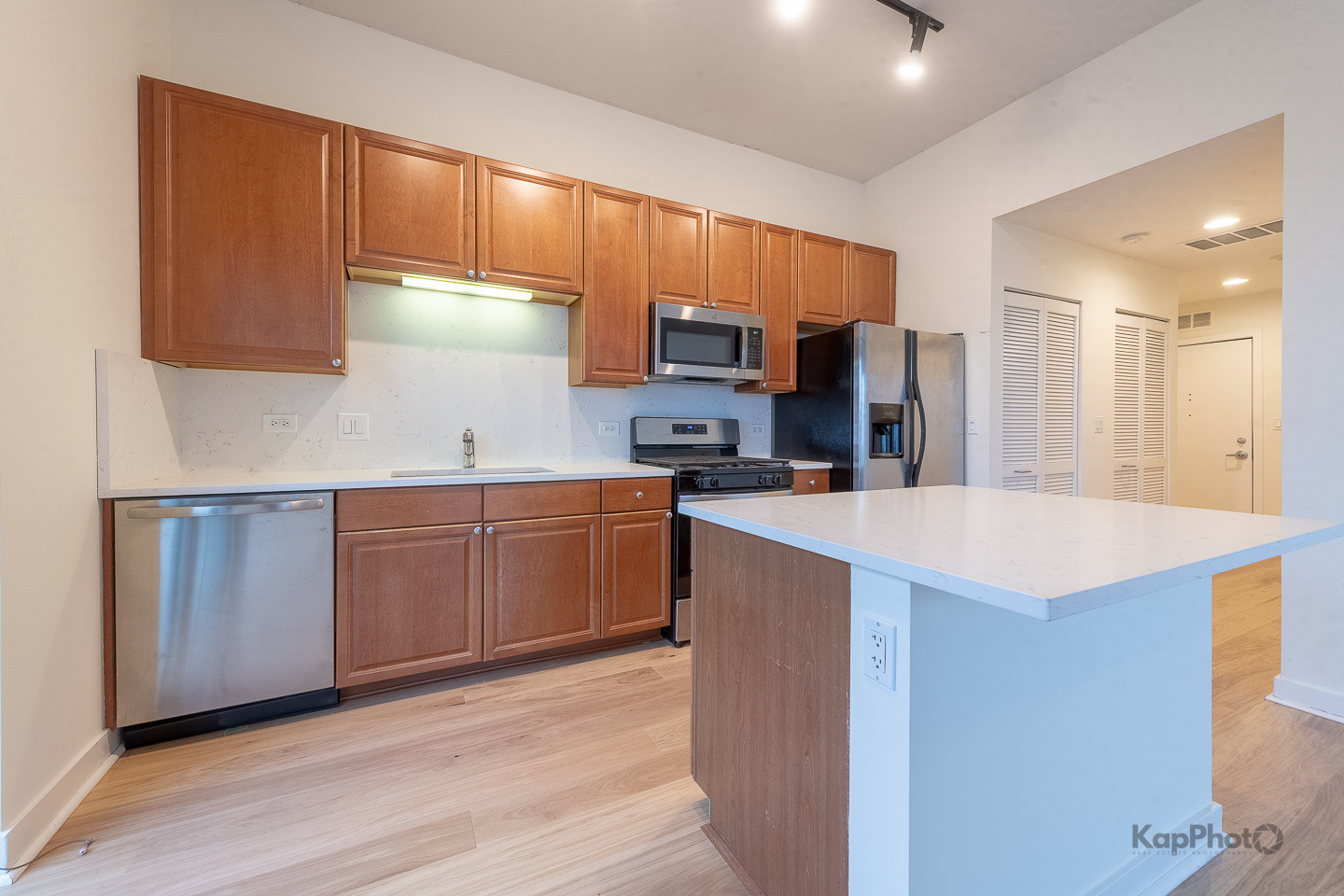 901 West Madison Street, Unit 921 Chicago, IL 60607 - Photo 12 of 40