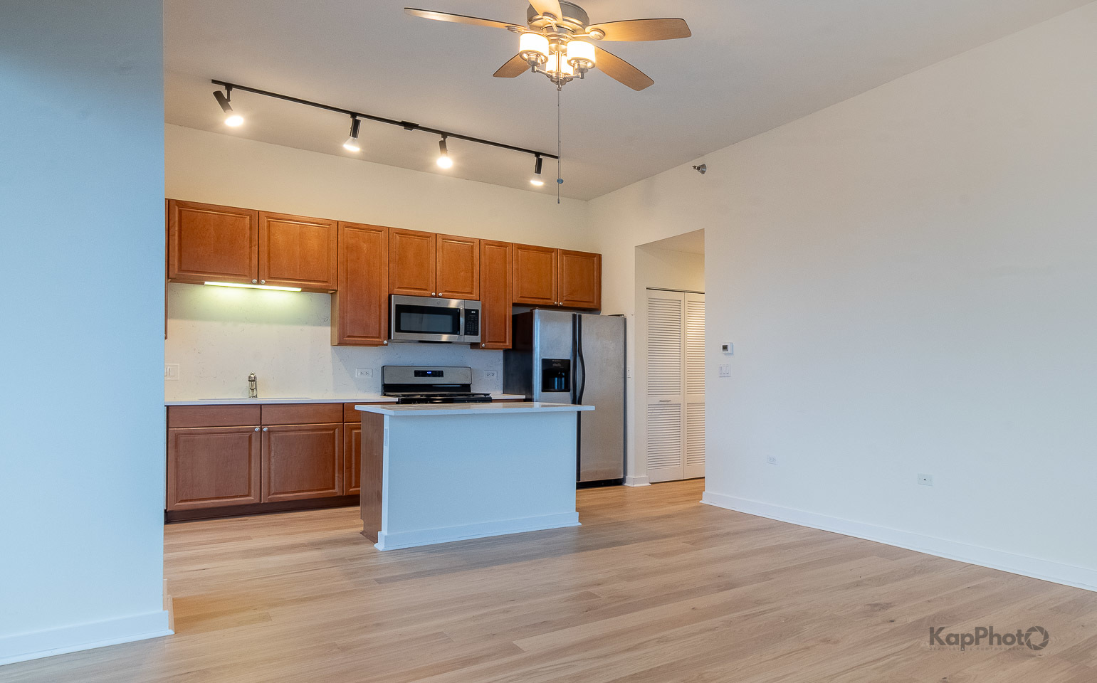 901 West Madison Street, Unit 921 Chicago, IL 60607 - Photo 23 of 40