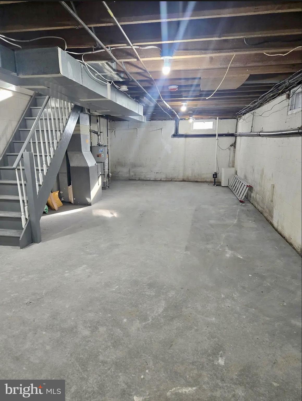 580 Walnut Street Pottstown, PA 19464 - Photo 17 of 20 Basement - Laundry hookups and storage