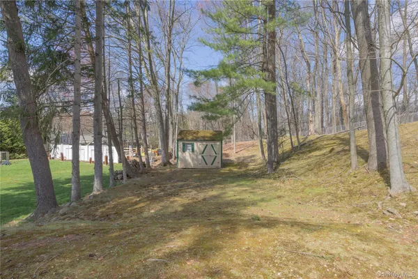 $799,000 | 196 East Townline Road, West Nyack, NY 10994