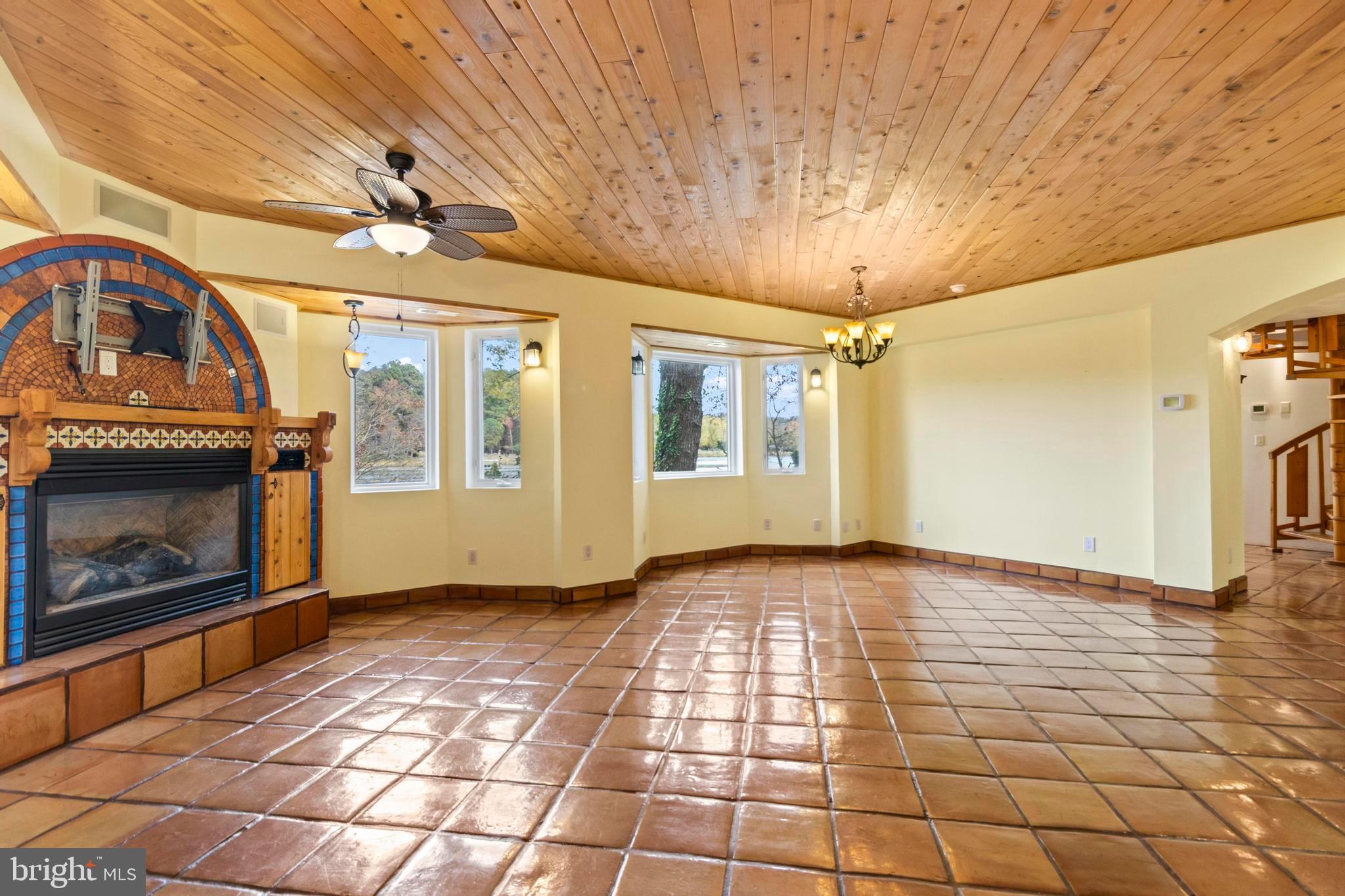 12330 Potomac View Road Newburg, MD 20664 - Photo 12 of 85 Main Floor