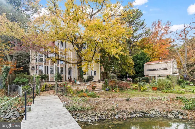 $1,150,000 | 12330 Potomac View Road, Newburg, MD 20664