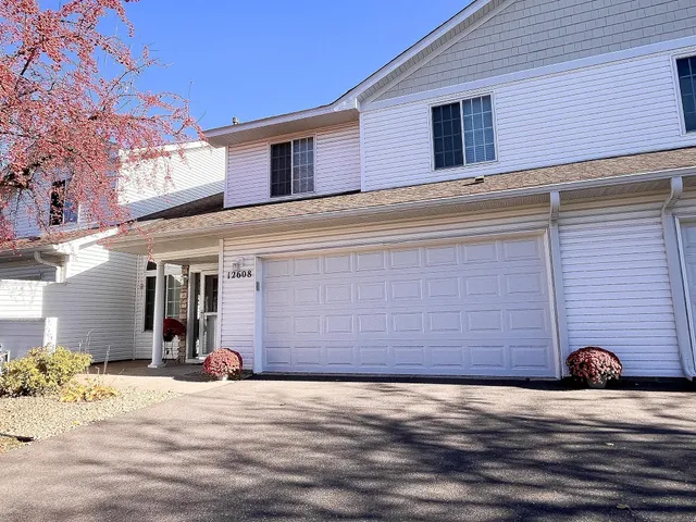 $244,900 | 12608 43rd Street Northeast, St. Michael, MN 55376