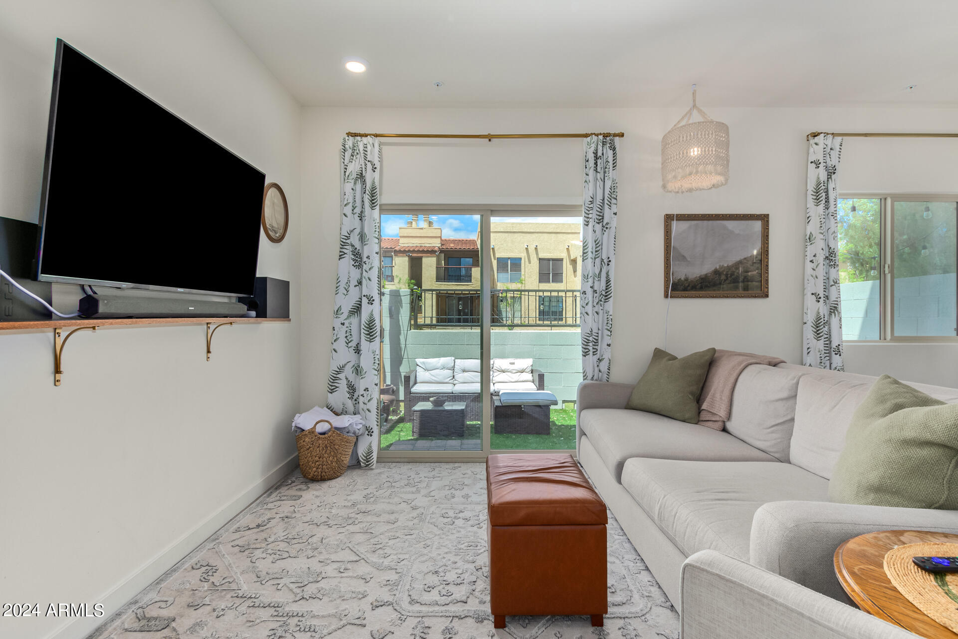 2146 West Harmont Drive Phoenix, AZ 85021 - Photo 6 of 22 0007-05 - Harmont 2146