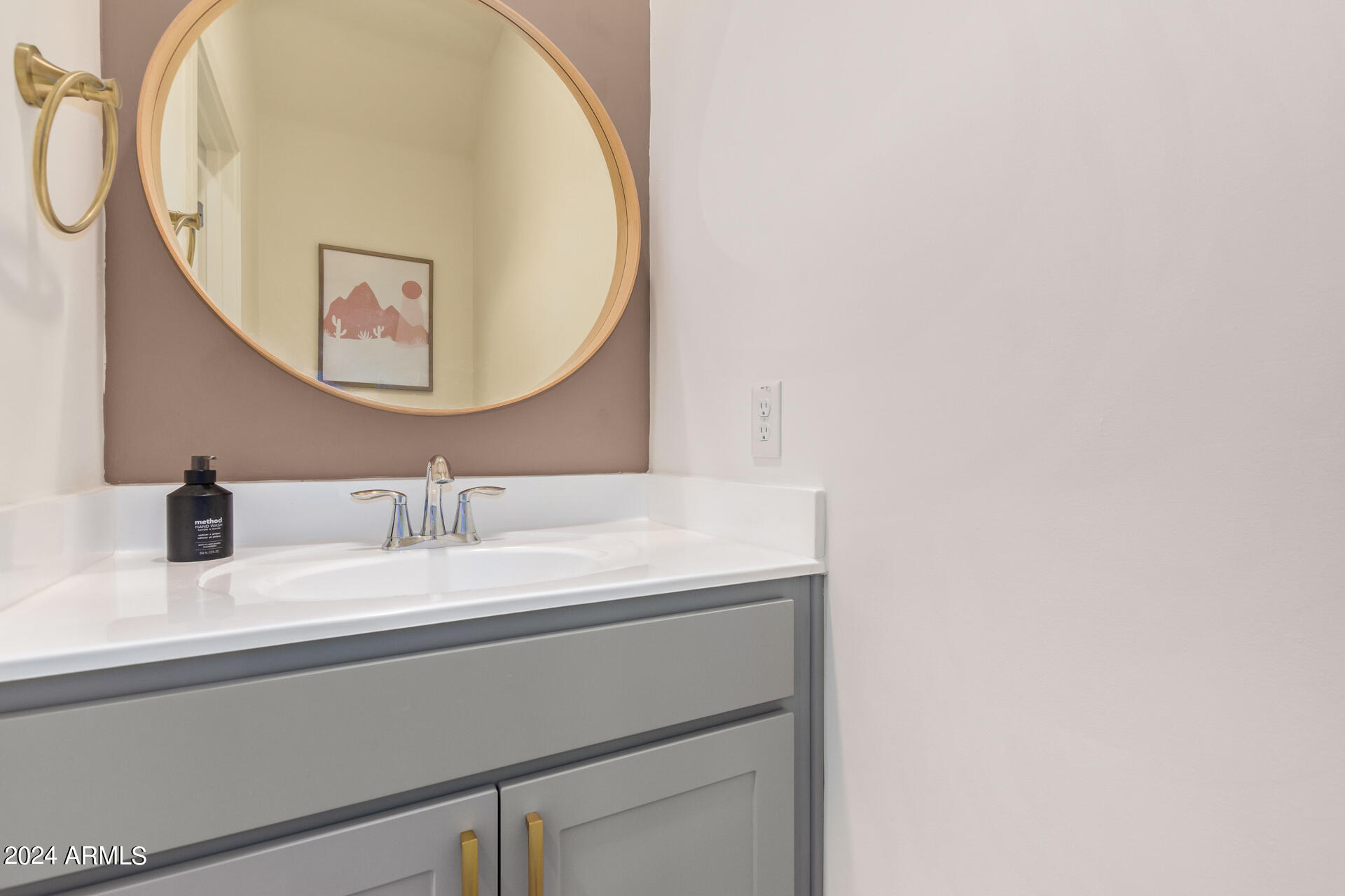 2146 West Harmont Drive Phoenix, AZ 85021 - Photo 9 of 22 0012-12 - Harmont 2146