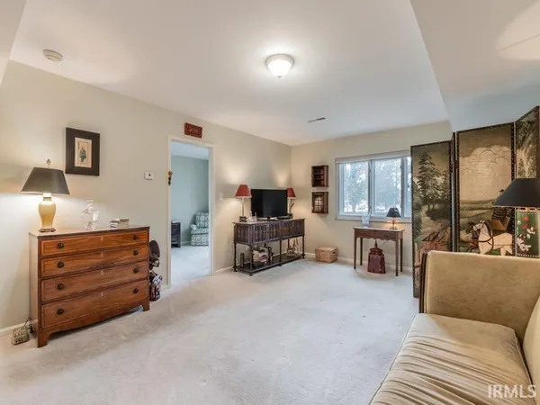 $92,500 | 600 South Cullen Avenue, Unit 109, Evansville, IN 47715