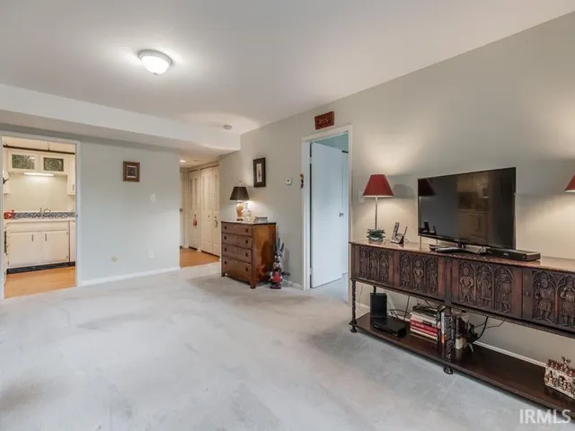 $92,500 | 600 South Cullen Avenue, Unit 109, Evansville, IN 47715