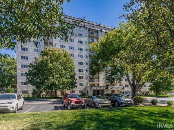 $92,500 | 600 South Cullen Avenue, Unit 109, Evansville, IN 47715