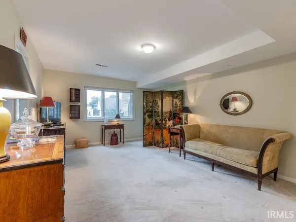 $92,500 | 600 South Cullen Avenue, Unit 109, Evansville, IN 47715