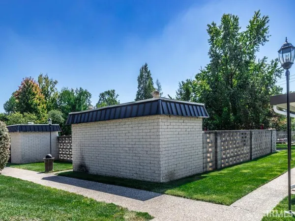 $92,500 | 600 South Cullen Avenue, Unit 109, Evansville, IN 47715