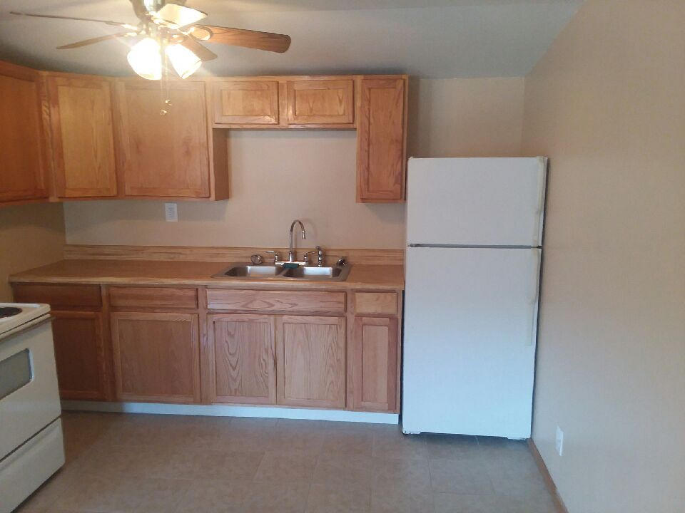401 Cherry Hill Road Limestone, TN 37681 - Photo 5 of 25 04