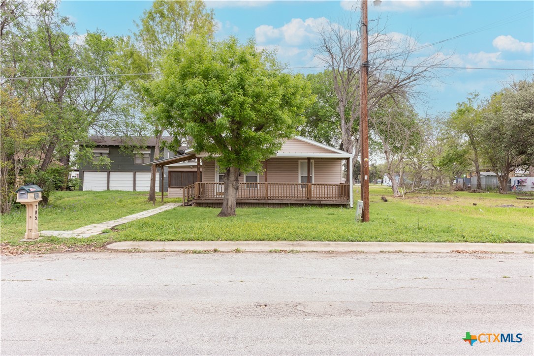 705 South Laurel Avenue Luling, TX 78648 - Photo 31 of 31