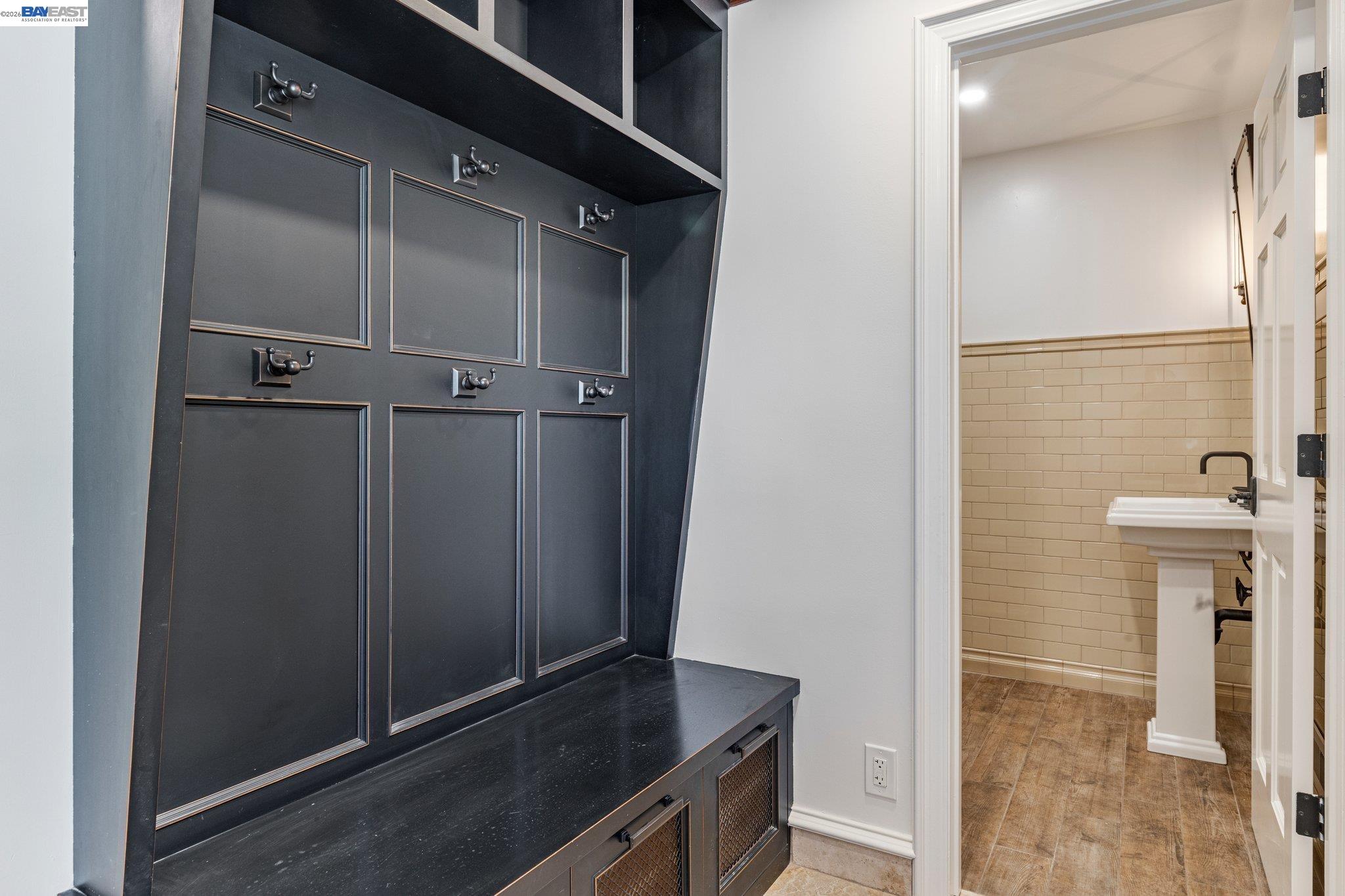1080 Finley Road Pleasanton, CA 94588 - Photo 36 of 84 Gallery Image 36