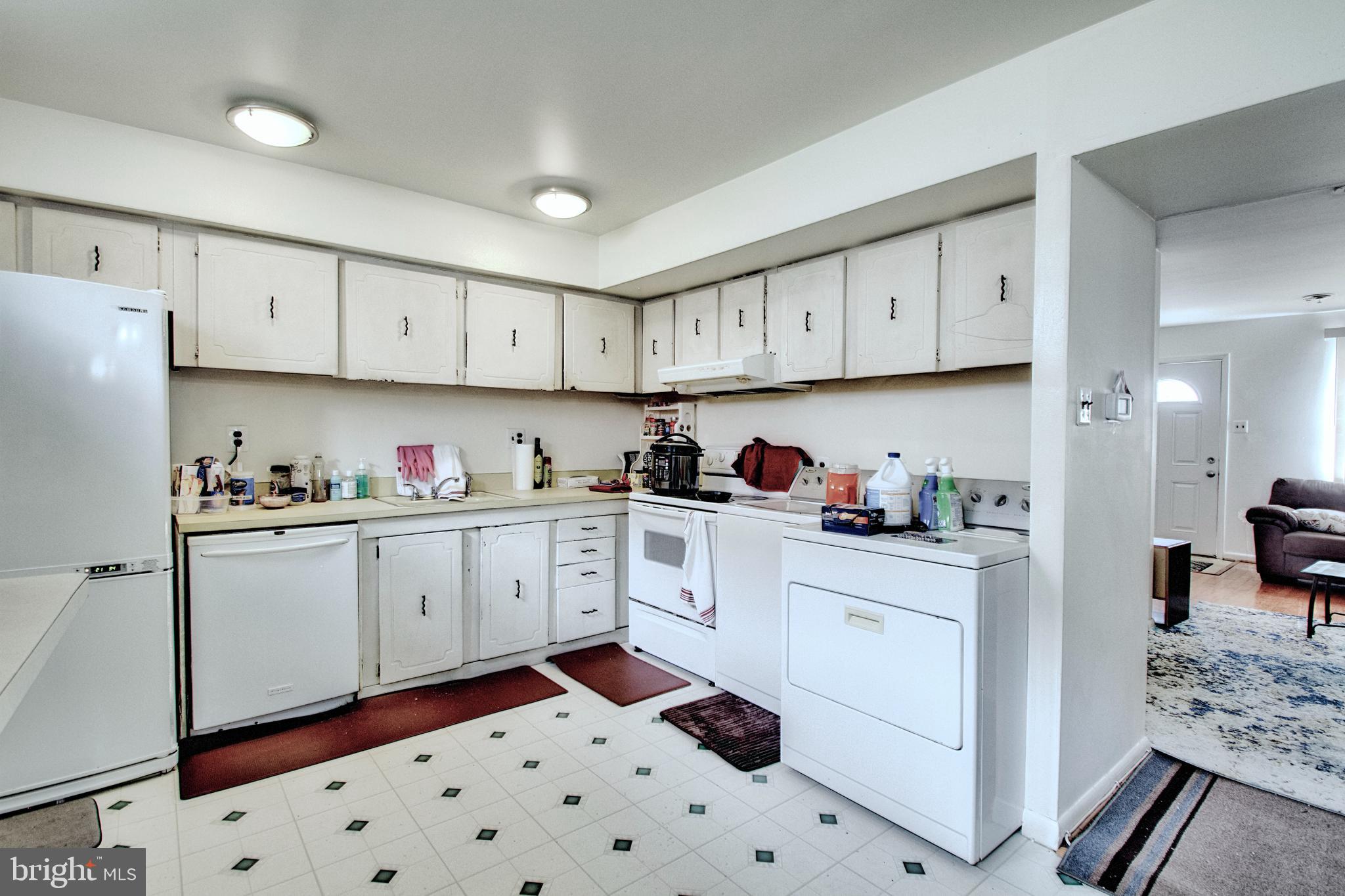 515 York Rd., Unit 2E Willow Grove, PA 19090 - Photo 4 of 7 Gallery Image 4