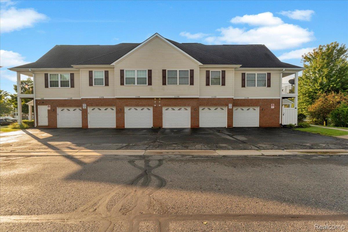 1150 Rial Lake Drive Howell, MI 48843 - Photo 21 of 24 1 Car Extra Deep, direct access garage