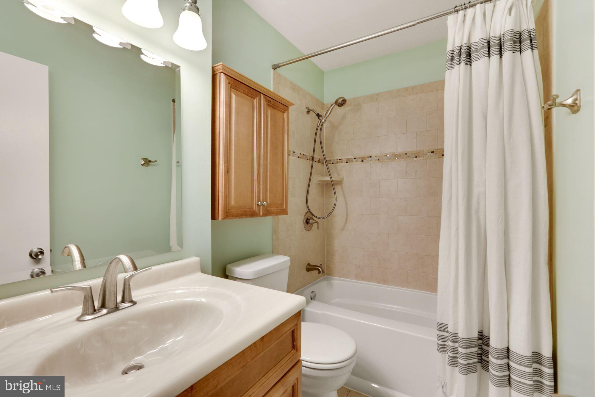 2383 Generation Drive Reston, VA 20191 - Photo 22 of 42 Full Bath