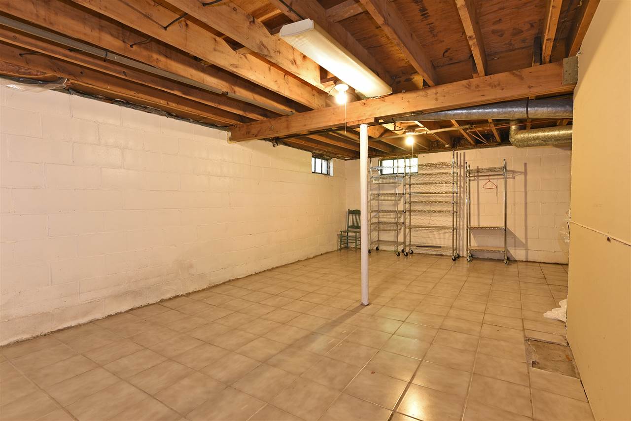 168 Woodlawn Road Burlington, VT 05408 - Photo 11 of 12 Gallery Image 11