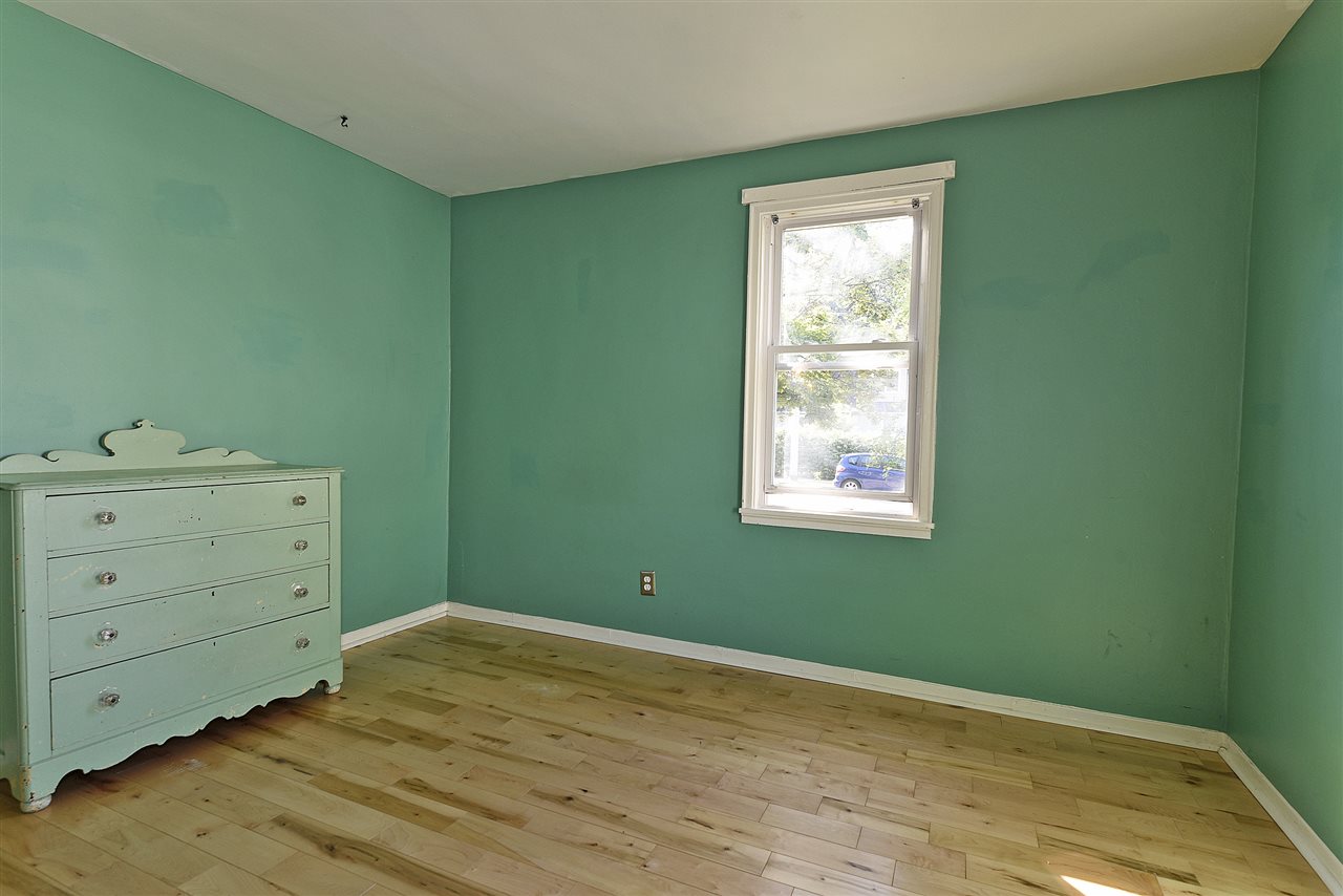 168 Woodlawn Road Burlington, VT 05408 - Photo 6 of 12 Gallery Image 6