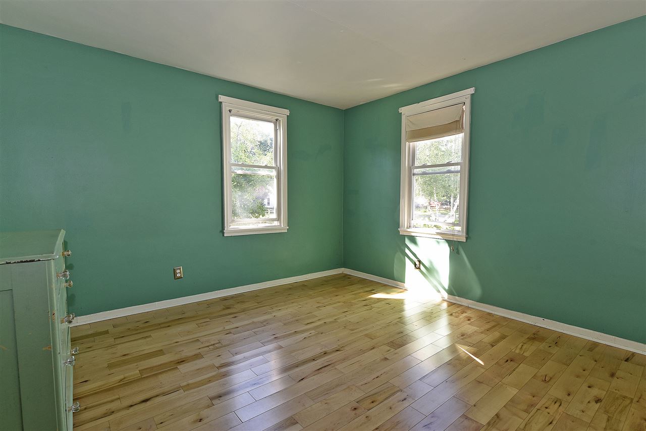 168 Woodlawn Road Burlington, VT 05408 - Photo 7 of 12 Gallery Image 7