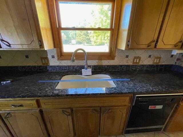 2001 Lister Street Borger, TX 79007 - Photo 13 of 27 IMG_3212