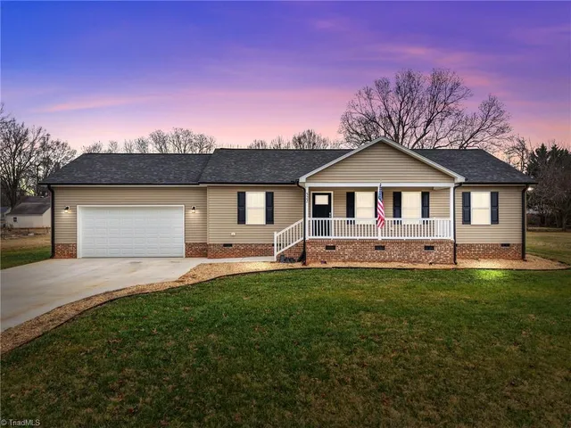 $315,000 | 522 North Staley Street, Liberty, NC 27298