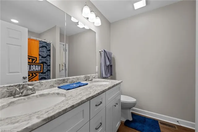 $315,000 | 522 North Staley Street, Liberty, NC 27298