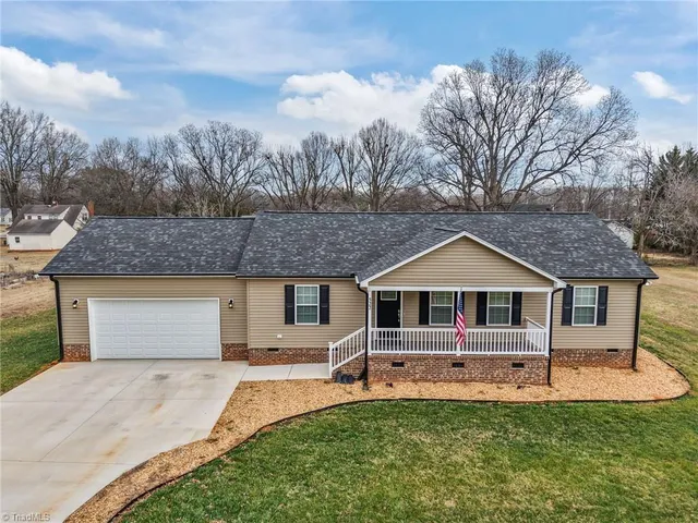 $315,000 | 522 North Staley Street, Liberty, NC 27298