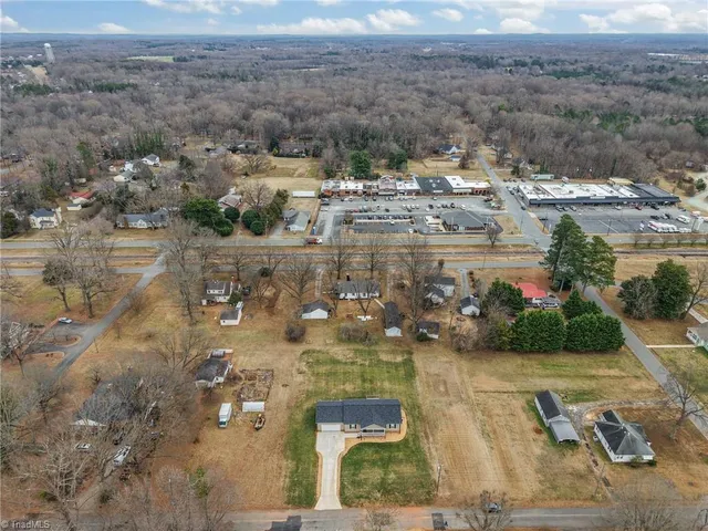 $315,000 | 522 North Staley Street, Liberty, NC 27298