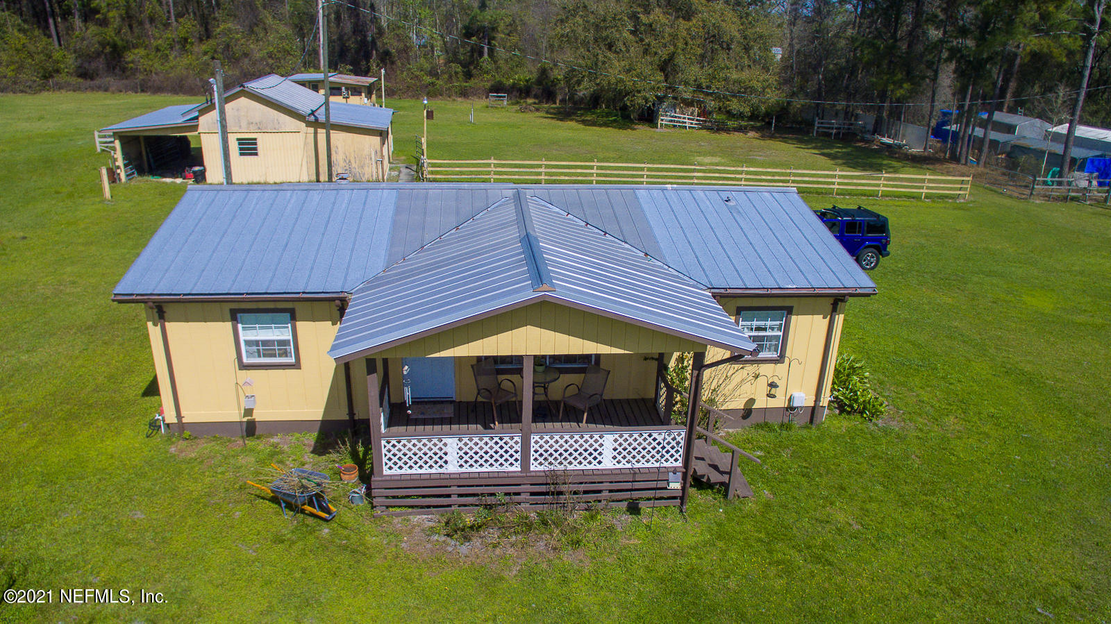 372 Stokes Landing Road Palatka, FL 32177 - Photo 3 of 50 ST_AERIAL_02282021_Mary_Martin-19