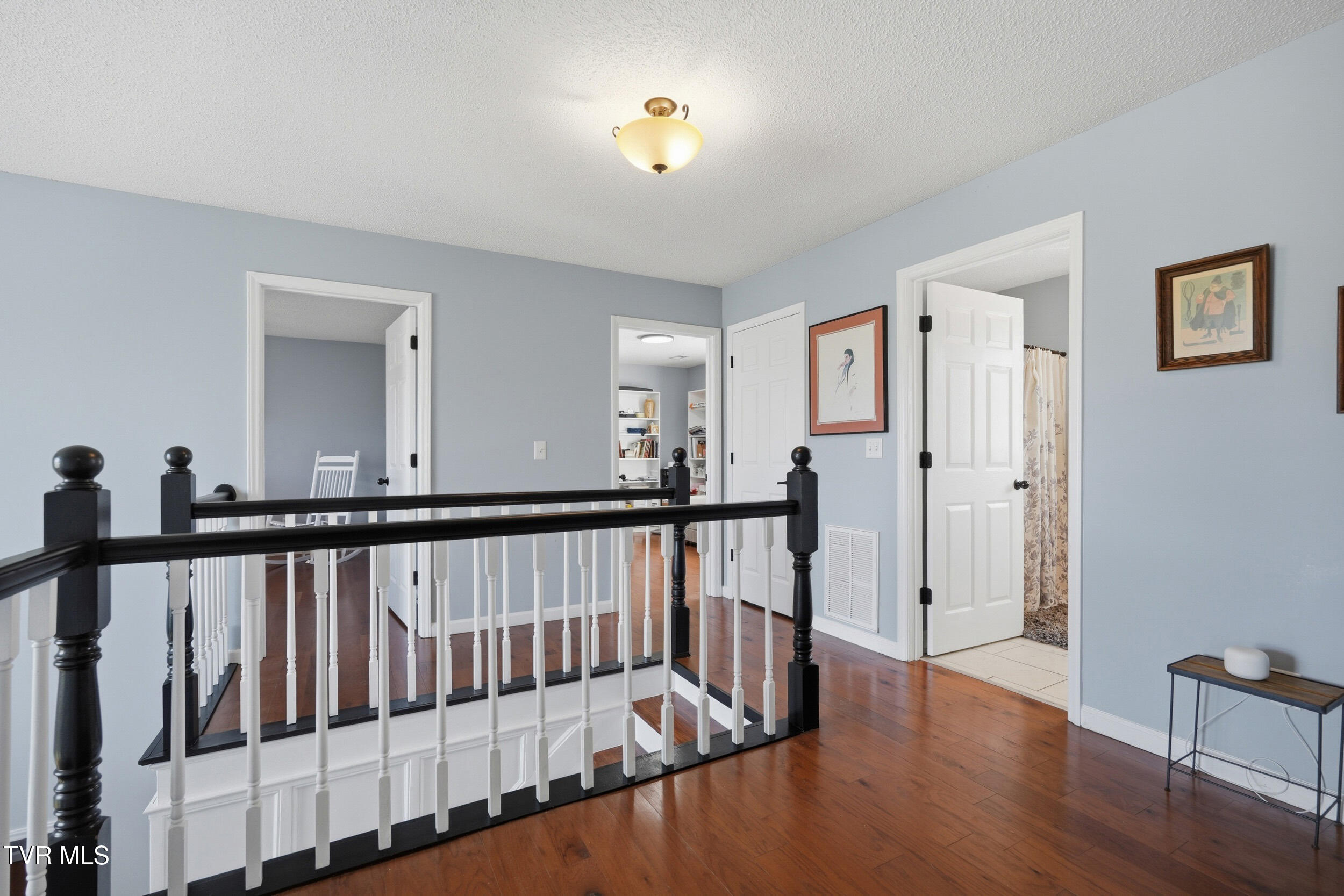 124 Lazy Lane Gray, TN 37615 - Photo 21 of 50 21_124 lazy ln-22