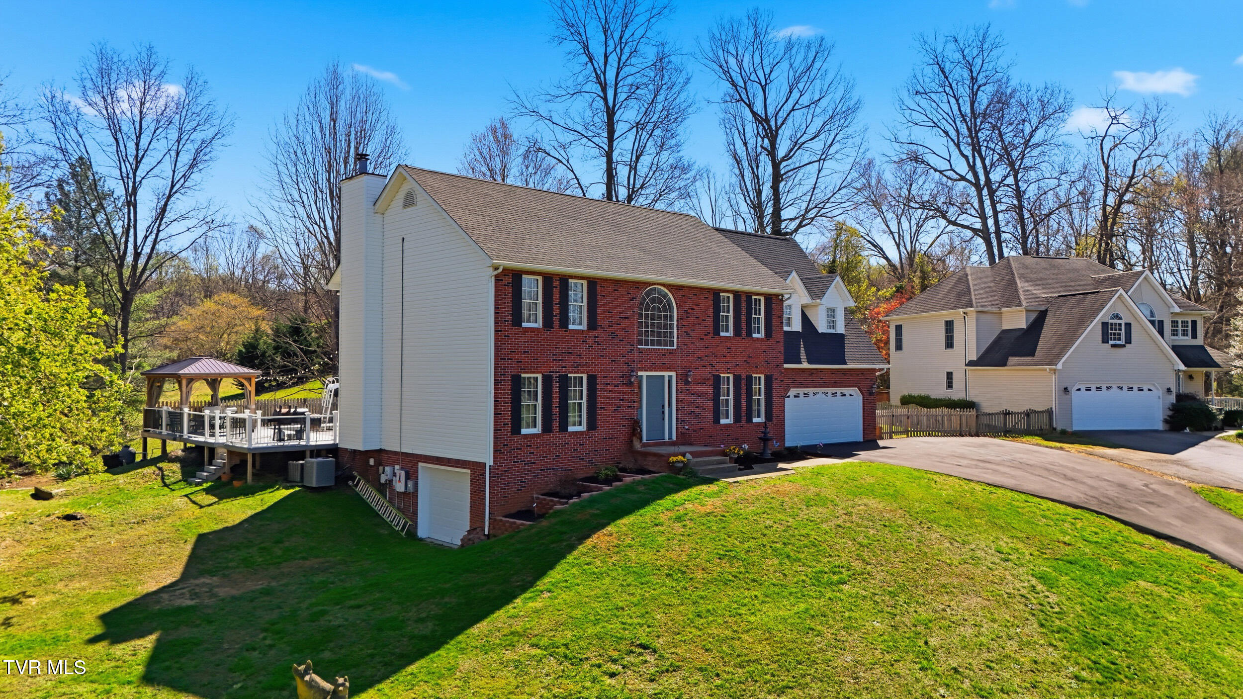 124 Lazy Lane Gray, TN 37615 - Photo 3 of 50 3_124 lazy ln-2