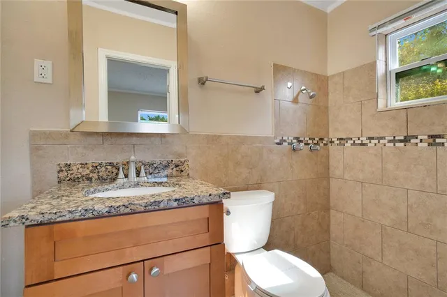 $1,250 | 1800 East Harding Street, Orlando, FL 32806