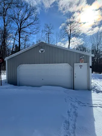 $190,000 | W10825 Woods Road, Dunbar, WI 54119