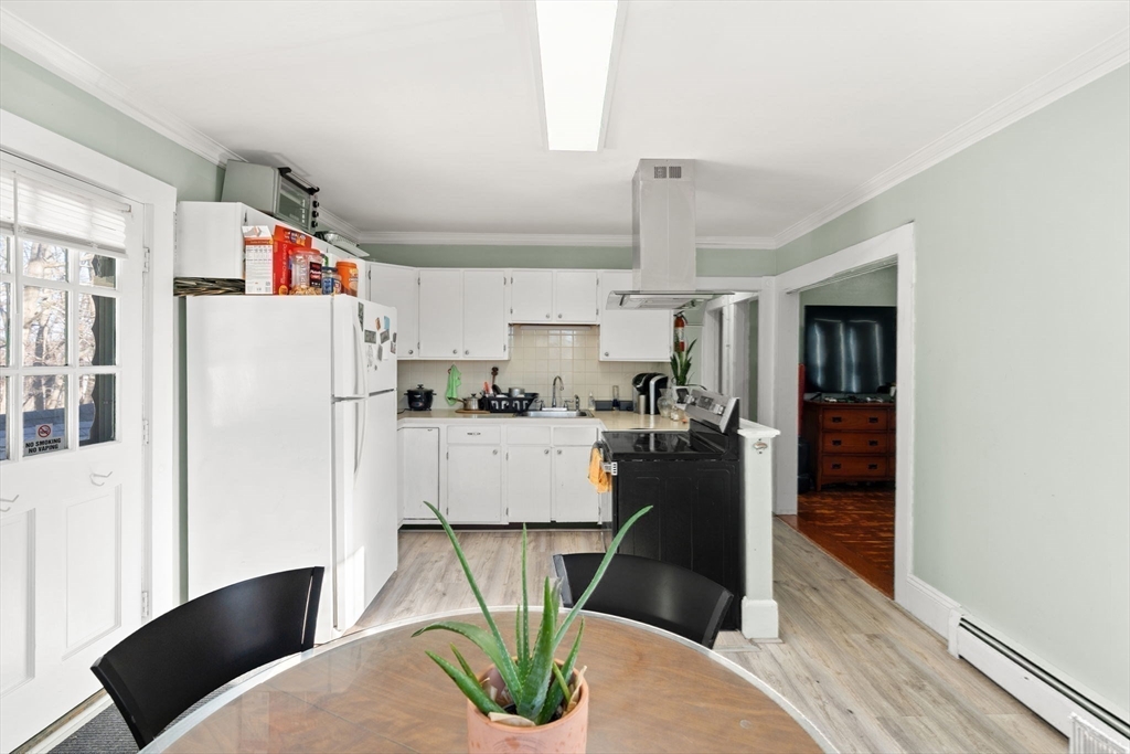 44 19th Street Lowell, MA 01850 - Photo 19 of 41