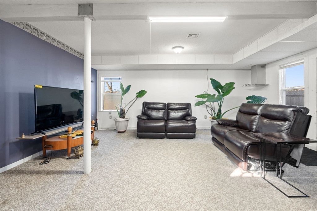 44 19th Street Lowell, MA 01850 - Photo 29 of 41