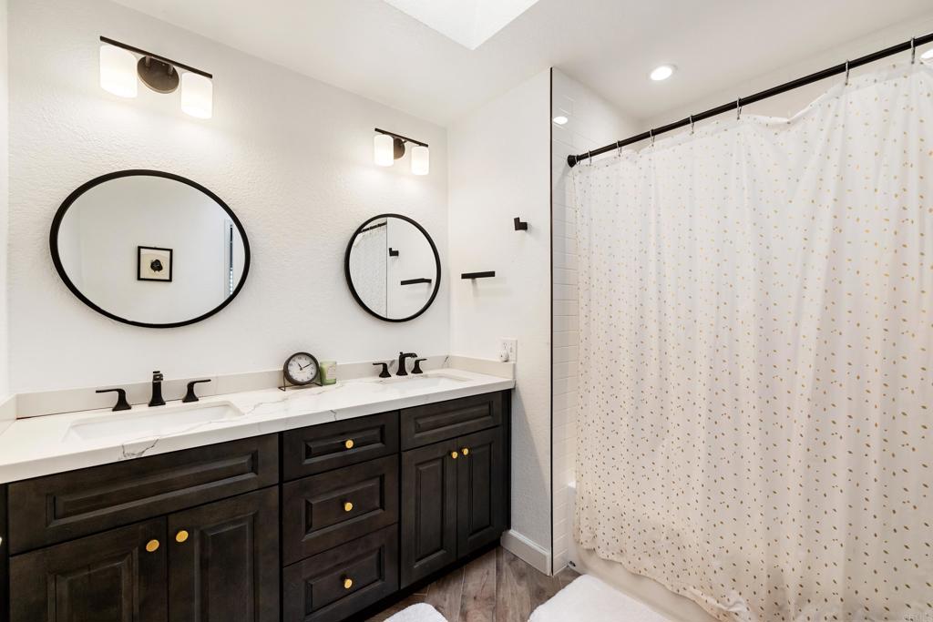 2072 Wandering Road Encinitas, CA 92024 - Photo 17 of 28