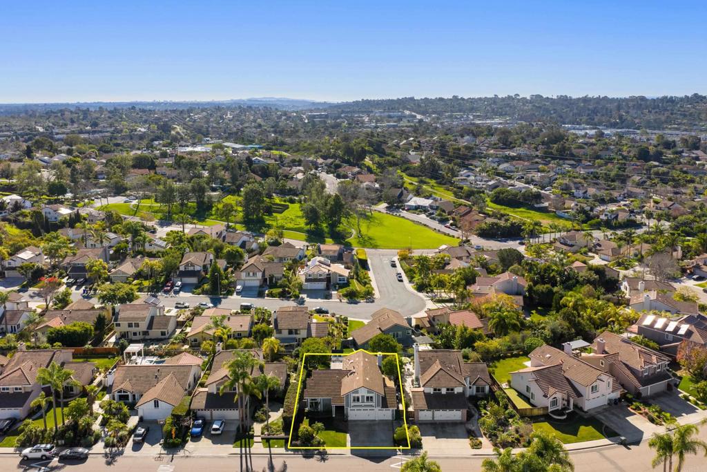 2072 Wandering Road Encinitas, CA 92024 - Photo 26 of 28