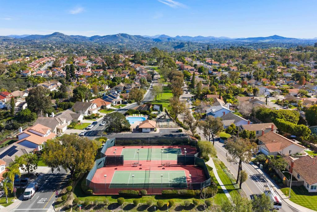 2072 Wandering Road Encinitas, CA 92024 - Photo 27 of 28