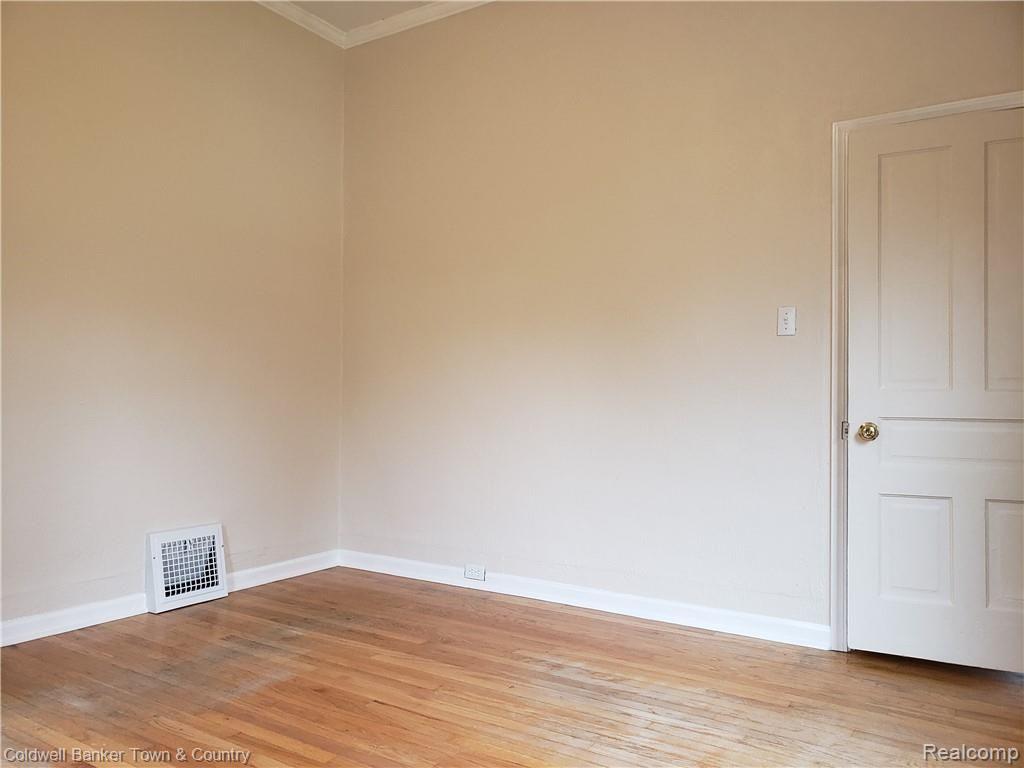 804 Spring Street Howell, MI 48843 - Photo 12 of 20