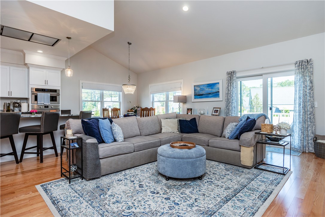 25 Wescott Way, Unit 80 Coventry, RI 02816 - Photo 16 of 48