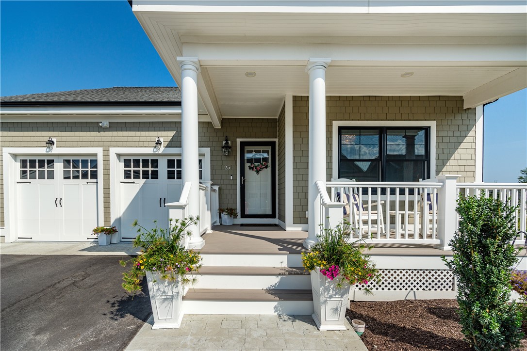 25 Wescott Way, Unit 80 Coventry, RI 02816 - Photo 3 of 48