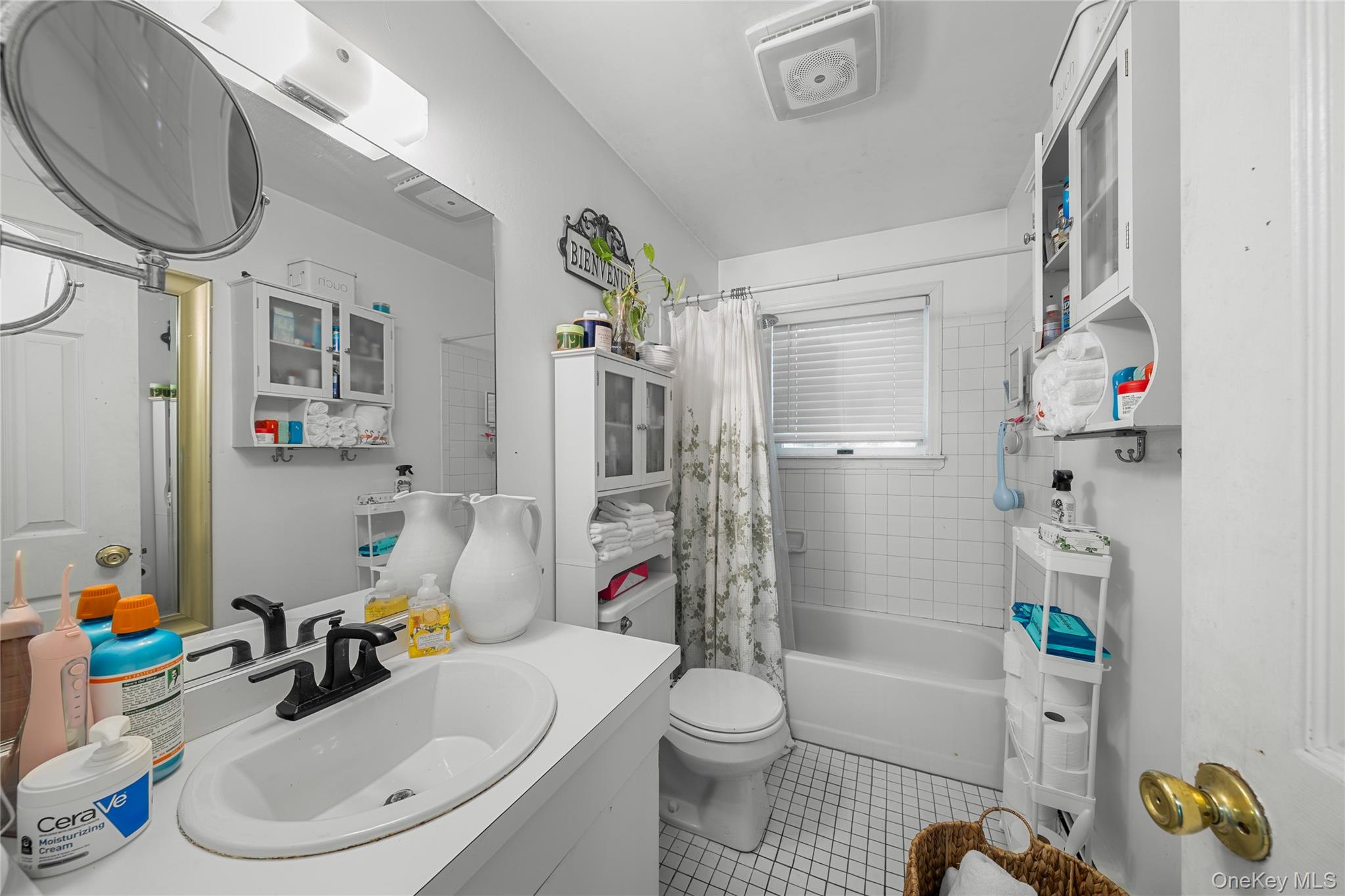 47 Floral Road Rocky Point, NY 11778 - Photo 13 of 24