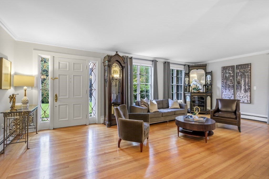 7 Tip Top Road Swampscott, MA 01907 - Photo 12 of 42 Gallery Image 12