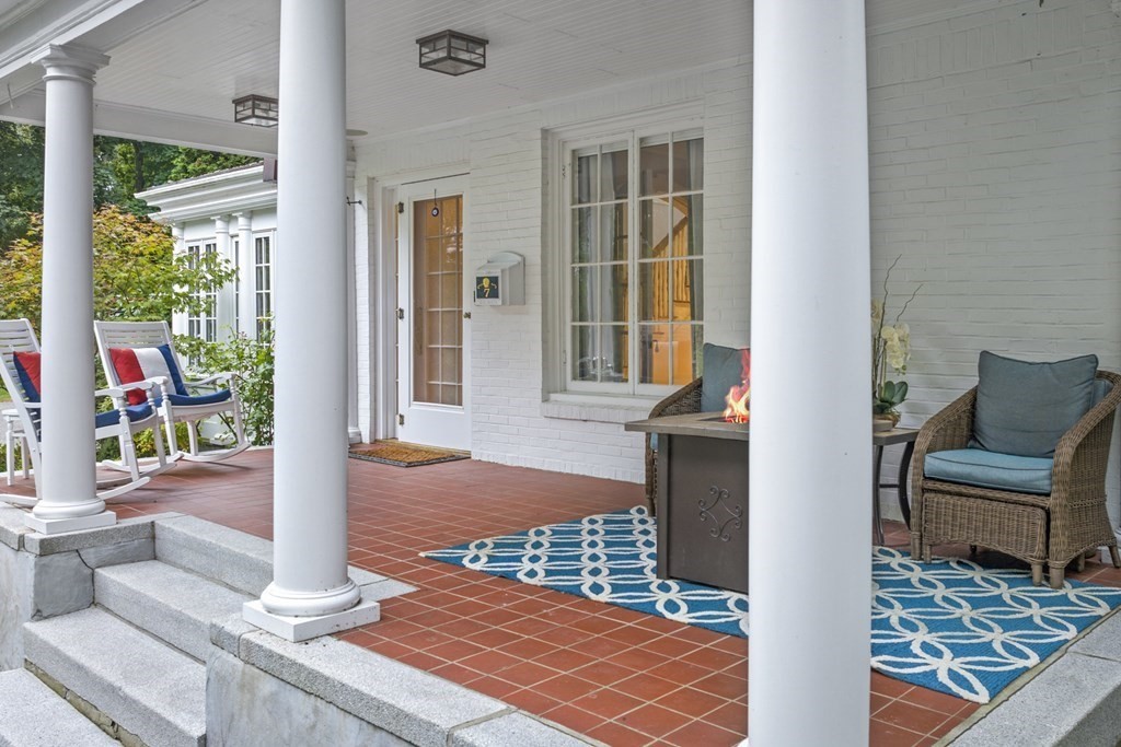 7 Tip Top Road Swampscott, MA 01907 - Photo 7 of 42 Gallery Image 7
