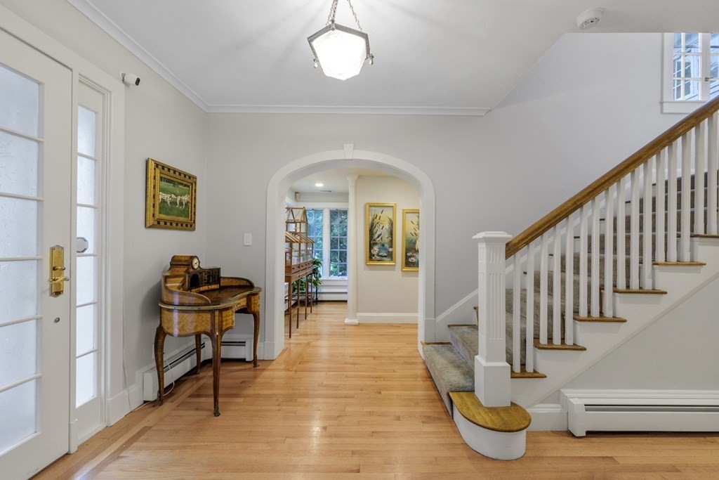 7 Tip Top Road Swampscott, MA 01907 - Photo 8 of 42 Gallery Image 8