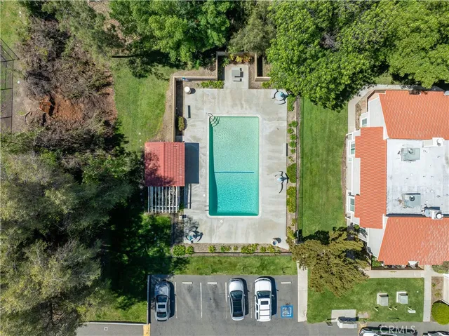 $529,995 | 31311 The Old Road, Unit B, Castaic, CA 91384